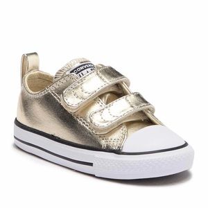 Girls Gold Converse Chuck Taylor All Star shoes